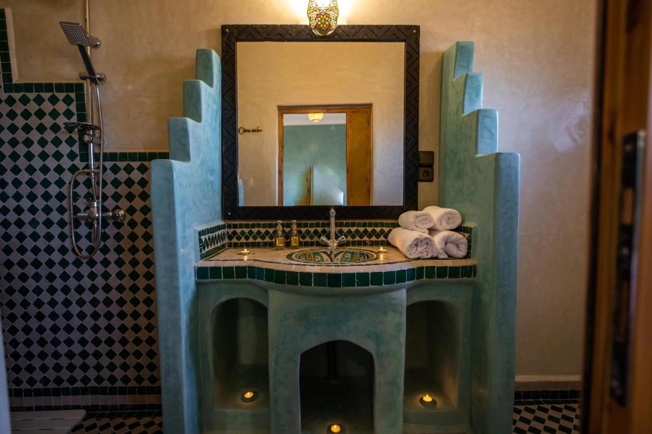 Riad Les Jardins De Мерзуга Экстерьер фото
