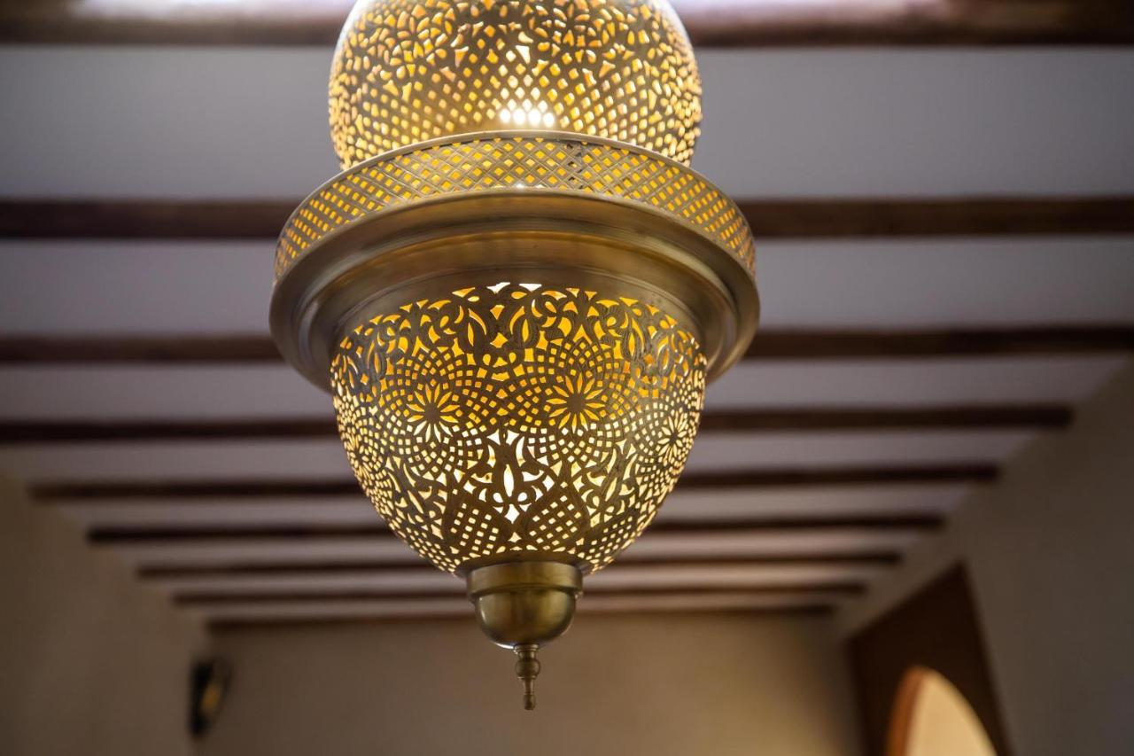 Riad Les Jardins De Мерзуга Экстерьер фото