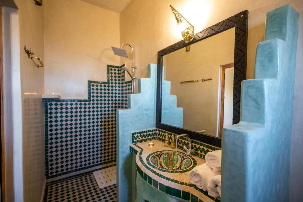 Riad Les Jardins De Мерзуга Экстерьер фото